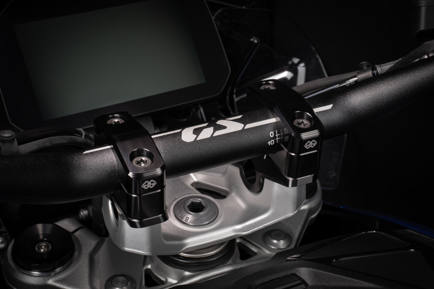 ST4025 1DGT-04-B GILLES BAR RISER KIT BMW R1300GS 23'+