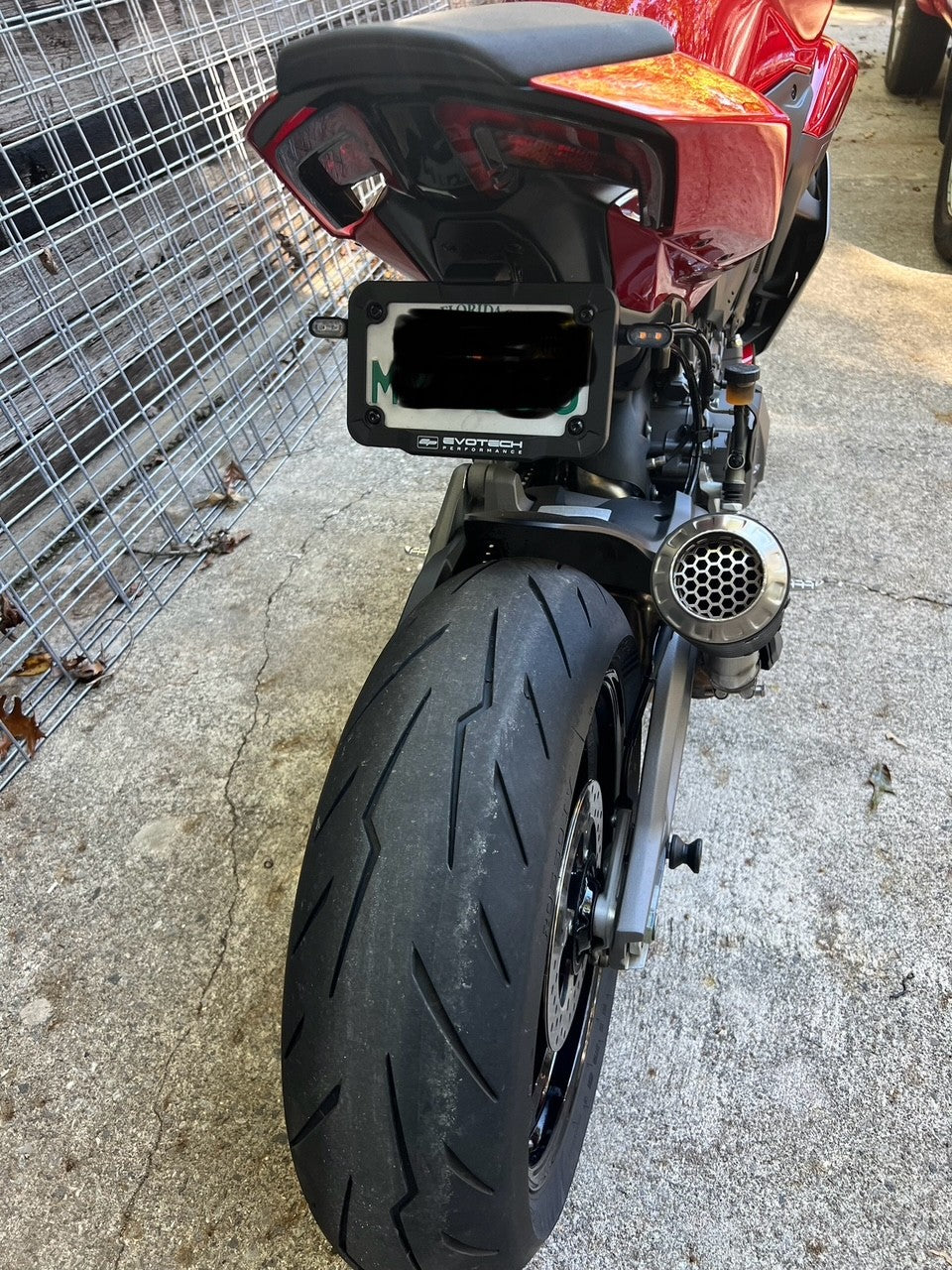ST1942-25 SHIFT-TECH SLIPON EXHAUST 25'+ Streetfighter/Panigale V2 -- Pre-Order Special
