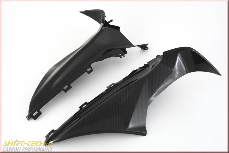 ST511-25 S1000RR FULLSIX CARBON UPPER FARIING BADGE HOLDER SET MB-RR19-TC40
