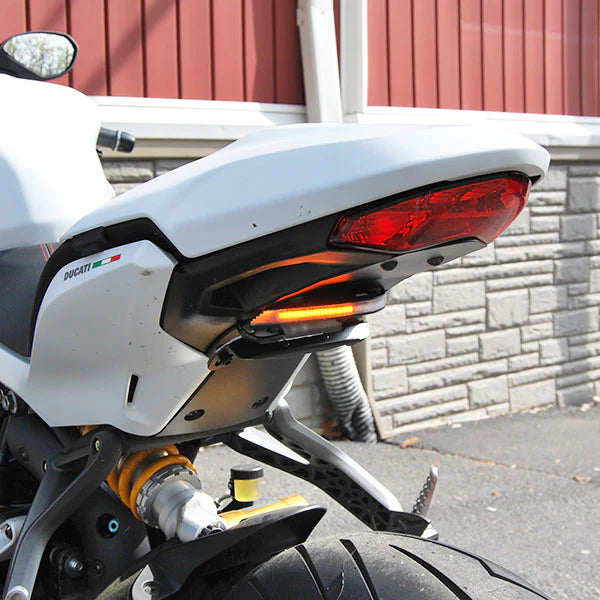 ST1655 NRC SUPERSPORT 939/950 FENDER ELIMINATOR/LED TURN SIGNALS/TAG MOUNT