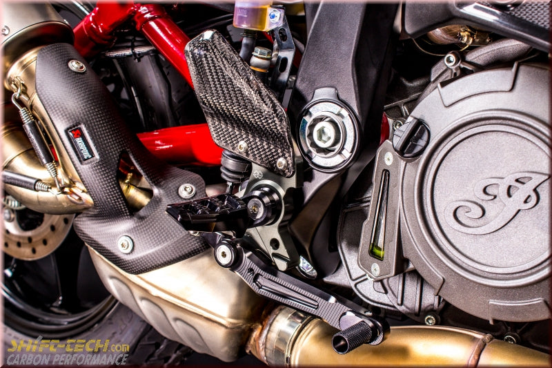 ST3300-2 RCT10GT-IN01 GILLES ADJUSTABEL REARSETS FTR1200
