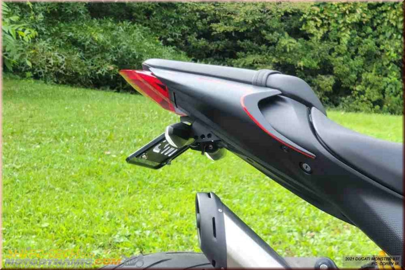 ST010-3 MONSTER 937/950 21'+ FENDER ELIMINATOR KIT/TAIL TIDY/PLATE BRACKET/TAG LIGHT