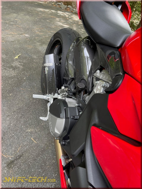 ST1949-5 SHIFT-TECH GP5 STREETFIGHTER V2 CARBON SLIPON EXHAUST