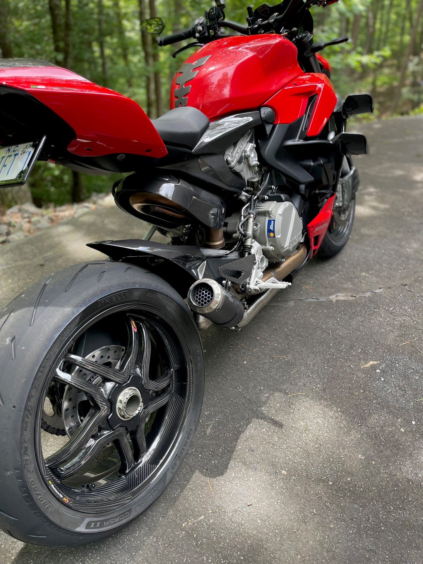 ST1942-6 SHIFT-TECH GP2 STREETFIGHTER V2 CARBON/TITANIUM SLIPON EXHAUST KIT