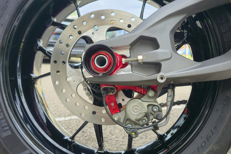 ST788-58 CNC RACING Rear Brake Caliper Bracket – Ducati Panigale V2 / Streetfighter V2 MY 2025 IFD02B