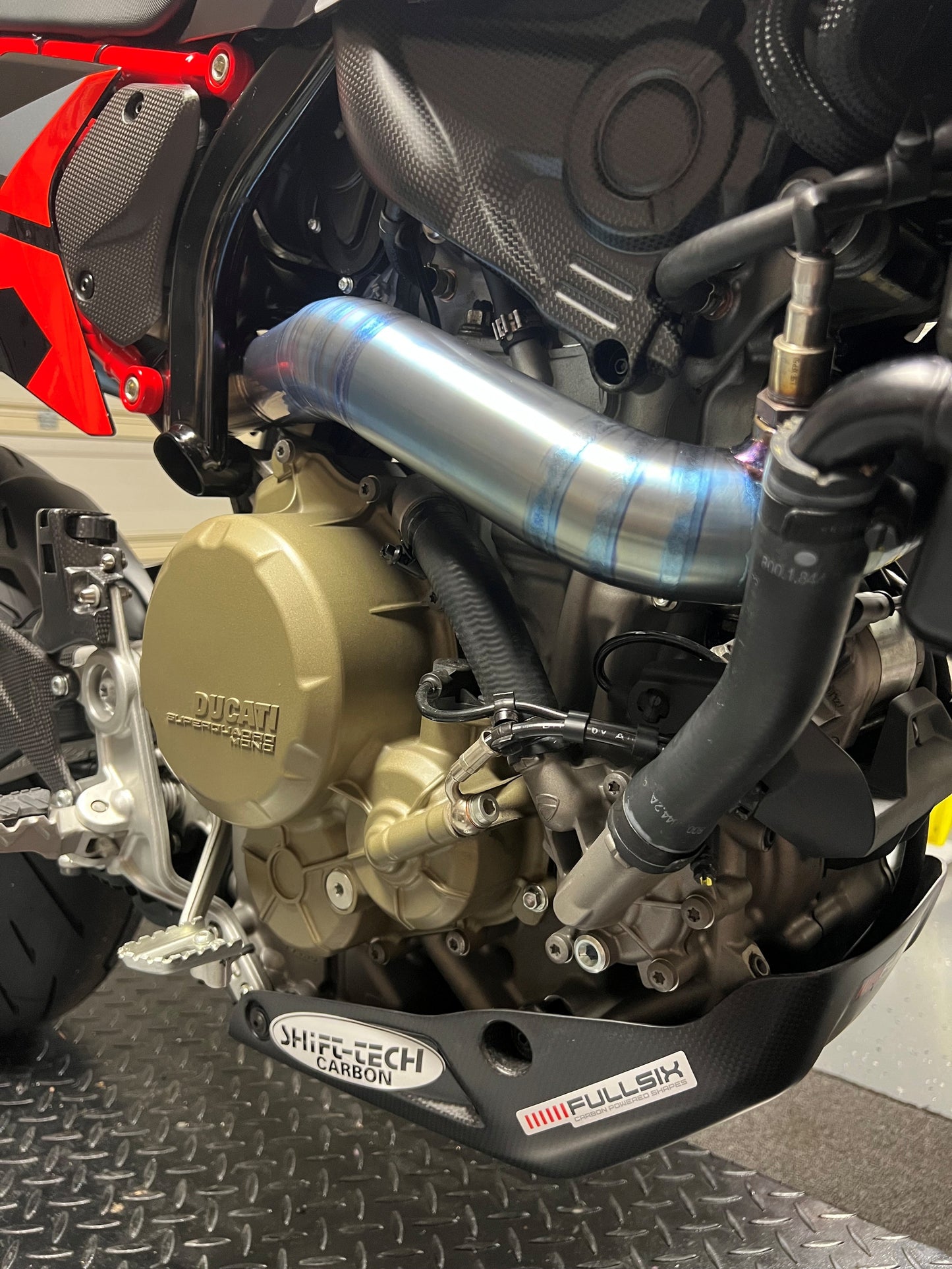 ST3351-4 SHIFT TECH TITANIUM SINGLE SIDED FULL SYSTEM RACE EXHAUST HYPERMOTARD 698