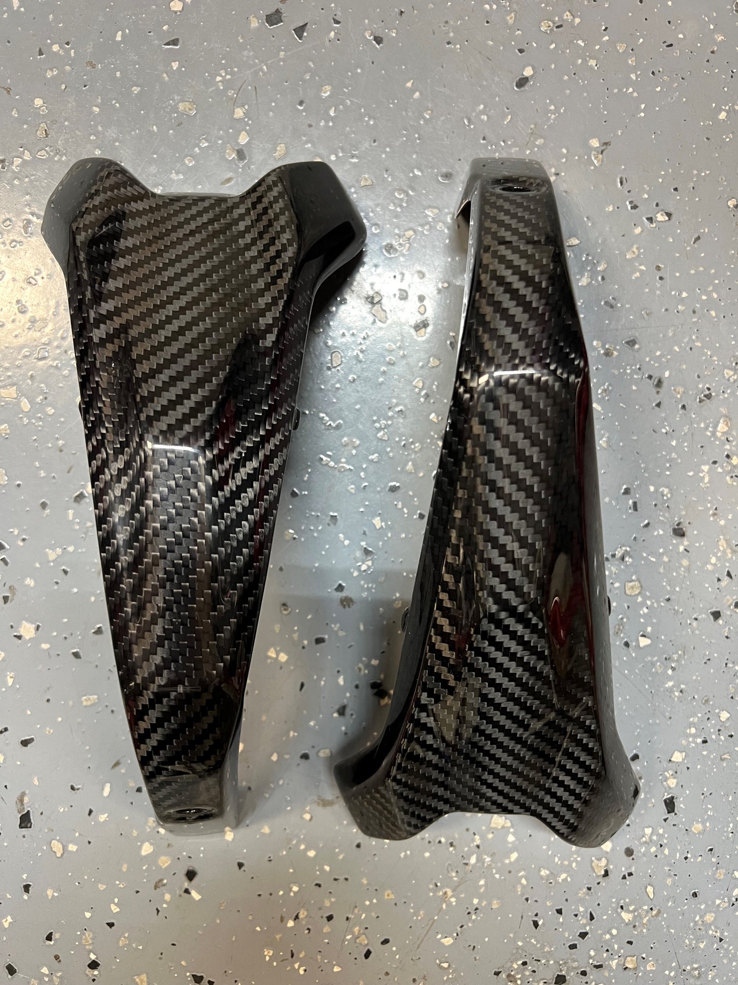 ST4108-2 SHIFT-TECH CARBON SHIFT/CAM COVER SET R&L R1300GS TWILL GLOSS