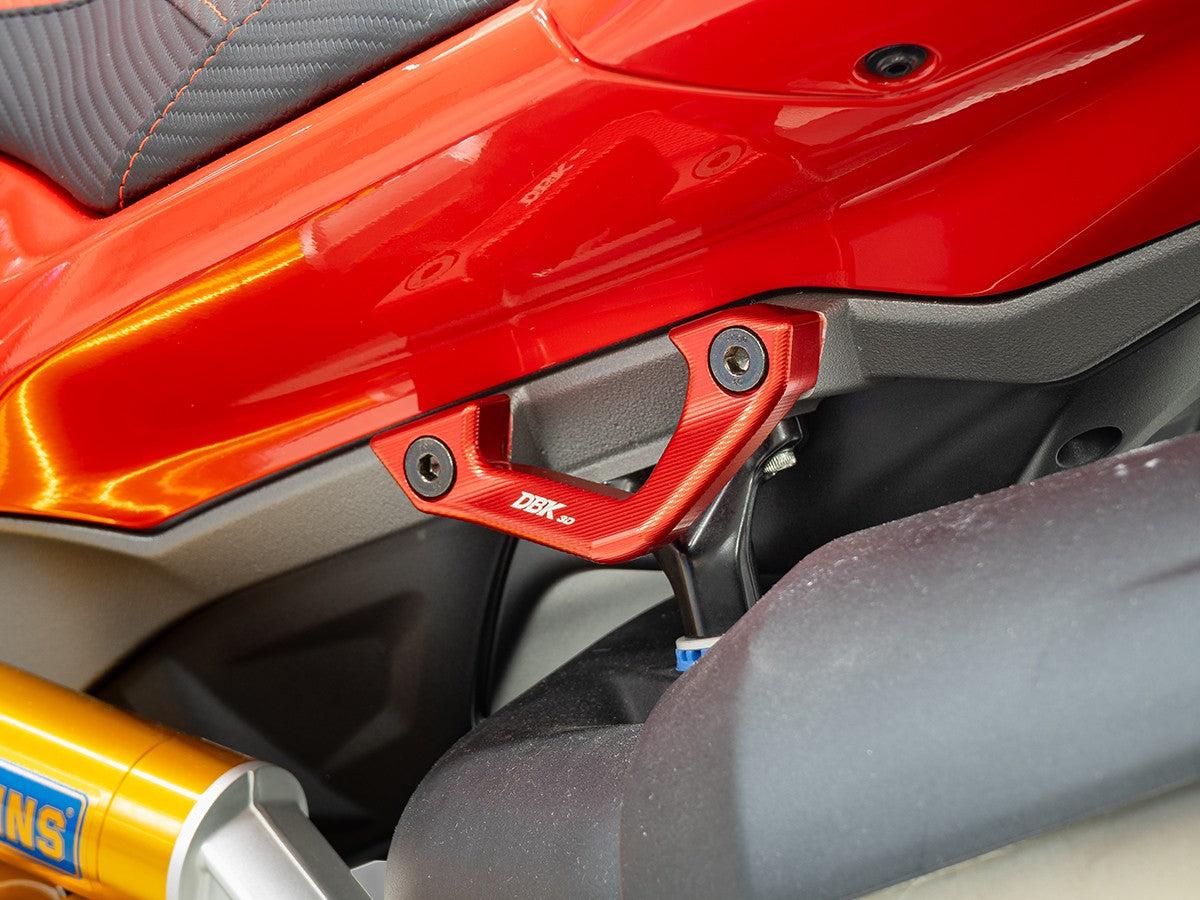 ST788-71 SCCM02D DUCABIKE BLOCK OFF PLATE/STRAP HOOK 25' PANIGALE V2/STREETFIGHTER V2