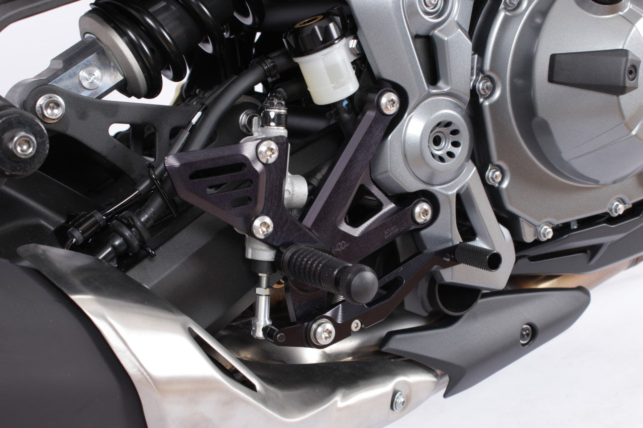 ST788-72 RCT10GT-K01.b GILLES REARSETS KAWASAKI  Z900