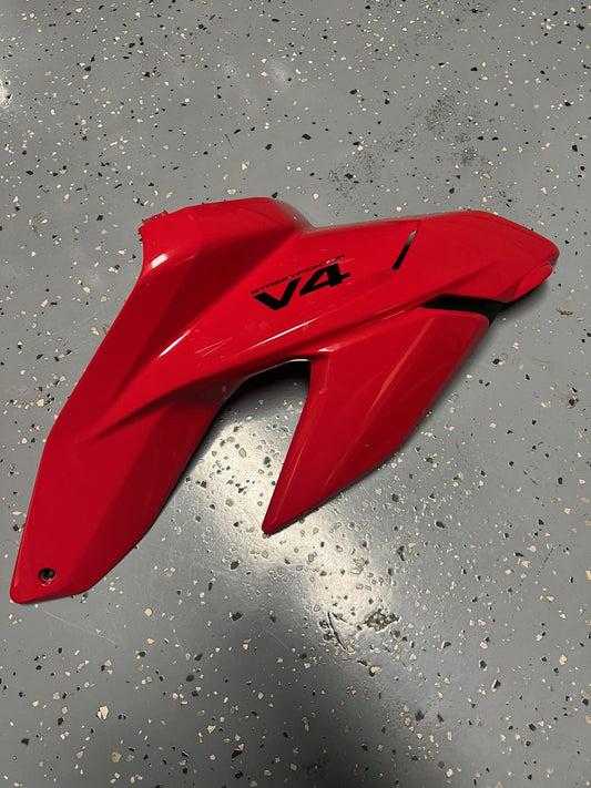 480.1.D701A UPPER FAIRING RIGHT SF V4 23'