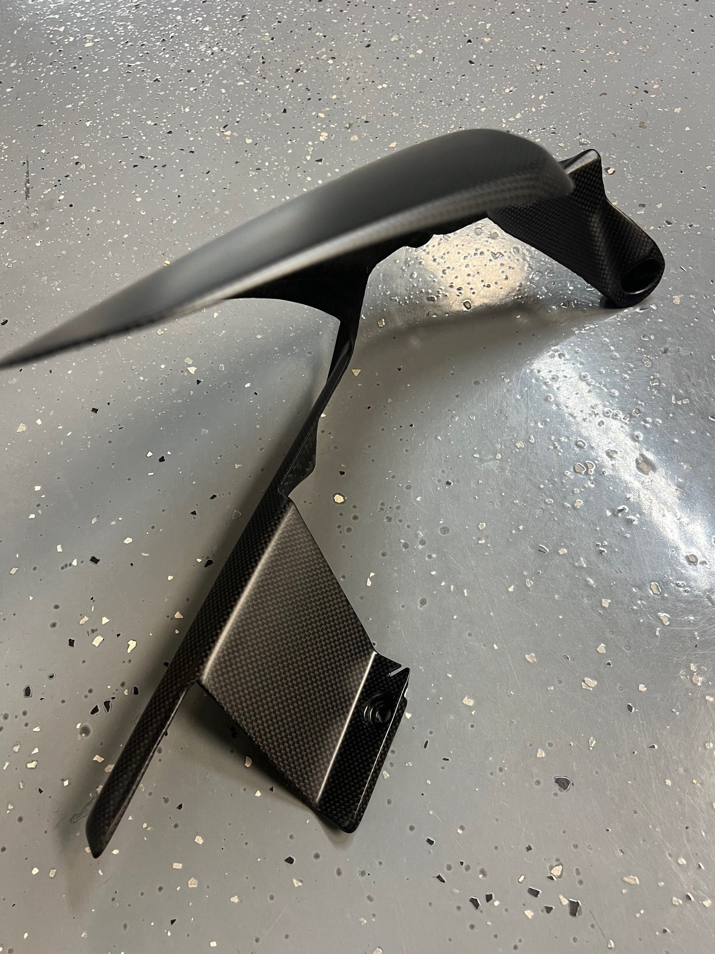 ST1929-4 STC CARBON REAR FENDER/HUGGER PANIGALE V4/S/R/SP & STREETFIGHTER V4/S/SP SATIN