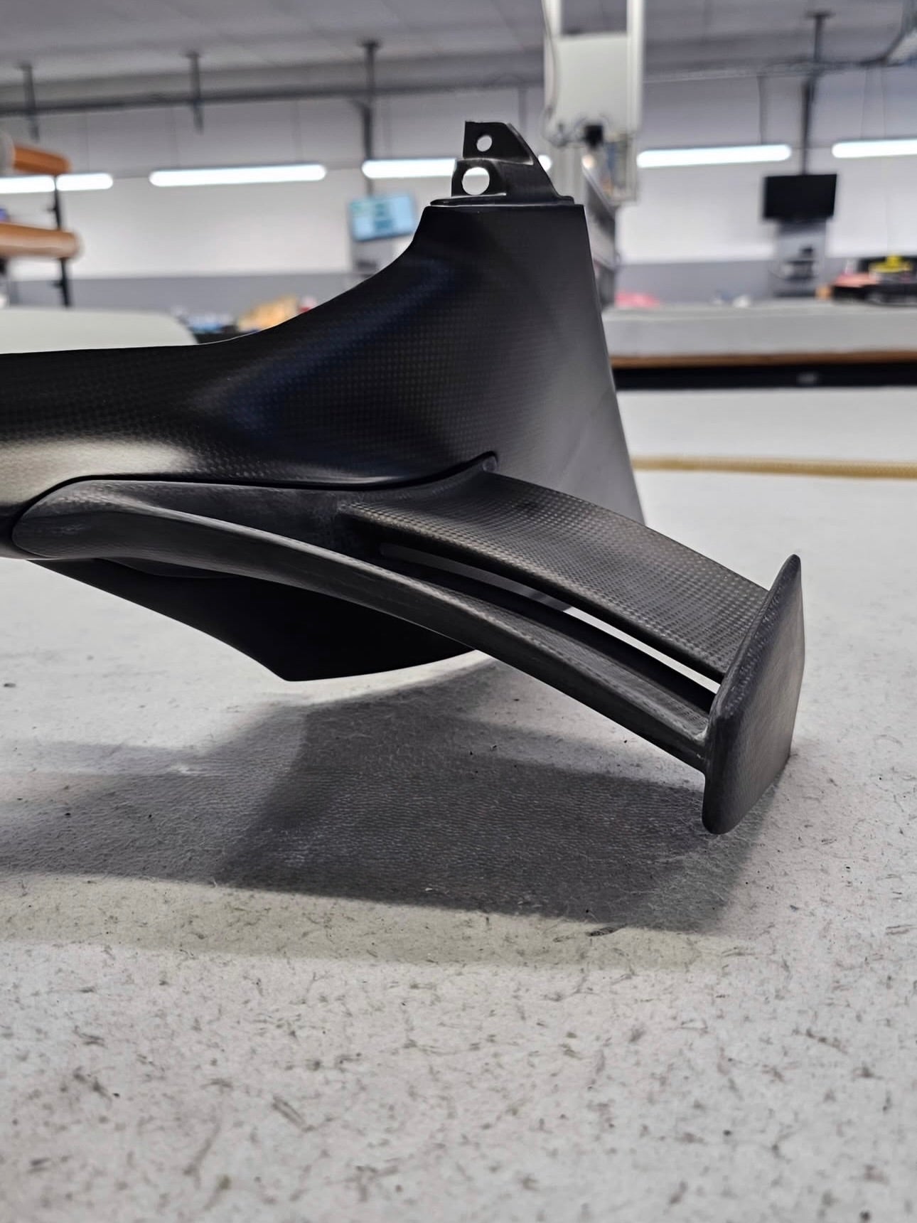 ST2025-54 FULLSIX CARBON MD-VR26-C47 PANIGALE  V4R & V4/S 25'+ WINGLET KIT