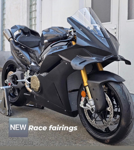 ST2025-28  FULLSIX CARBON PANIGALVE V4 25'+ RACE BELLY PAN  MD-V4R6-S41