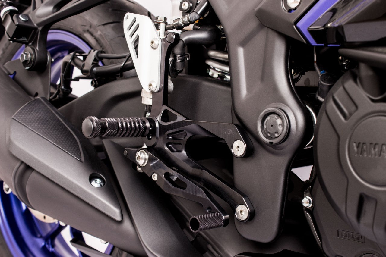 ST177-26 FXR-Y05-CUP-B GILLES TOOLING REARSET KIT YAMAHA R3