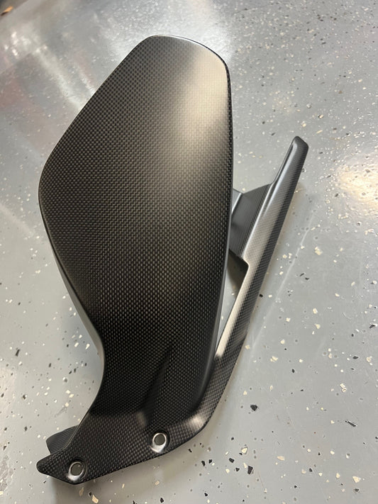 ST1929-4 STC CARBON REAR FENDER/HUGGER  PANIGALE V4/S/R/SP & STREETFIGHTER V4/S/SP SATIN