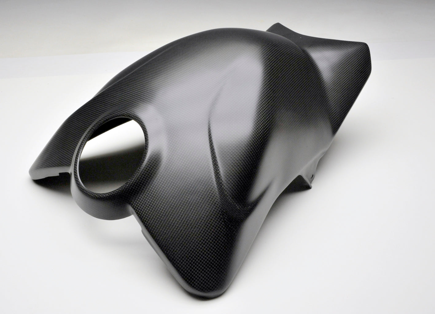 ST2022-36 FULLSIX FUEL TANK COVER  STREETFIGHTER V4 23'+/PANIGALE V4 22'+  MD-V422-C49C1